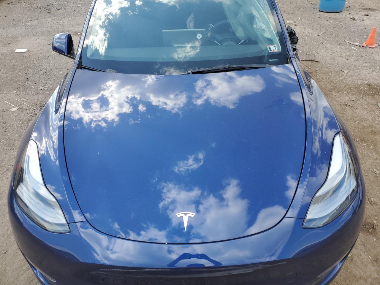 2023 TESLA MODEL Y  VIN:7SAYGDEF8PF870211