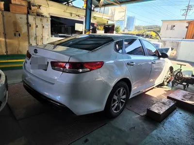 2016 Kia K5 VIN: