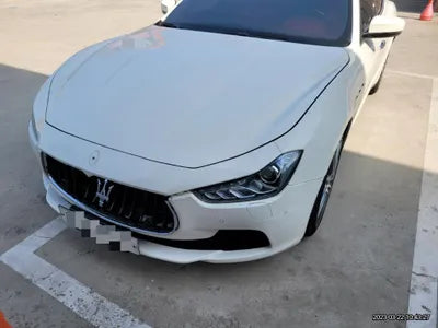 2016 Maserati Ghibli VIN: