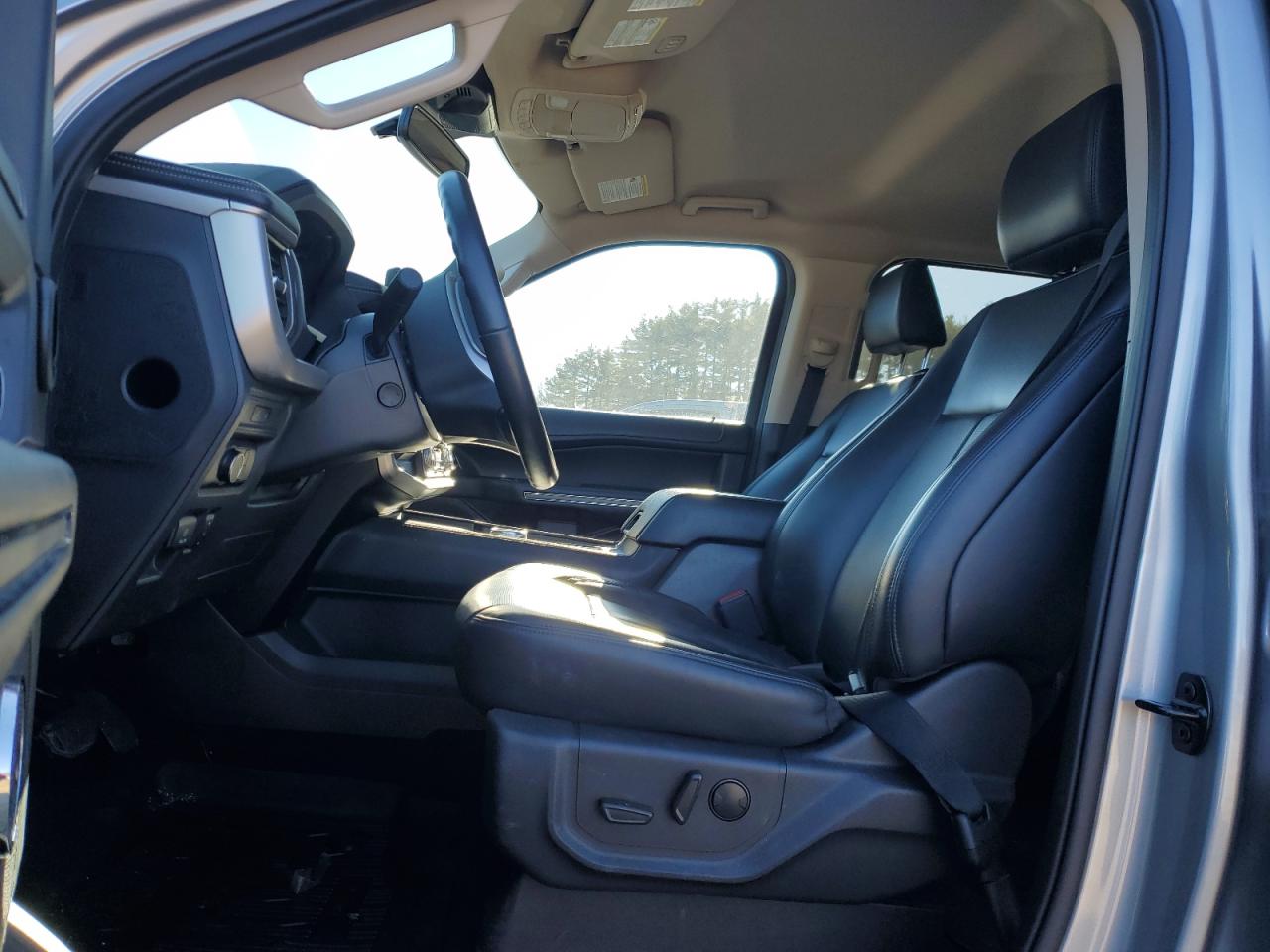 2024 FORD EXPEDITION XLT VIN:1FMJU1H82REA17970