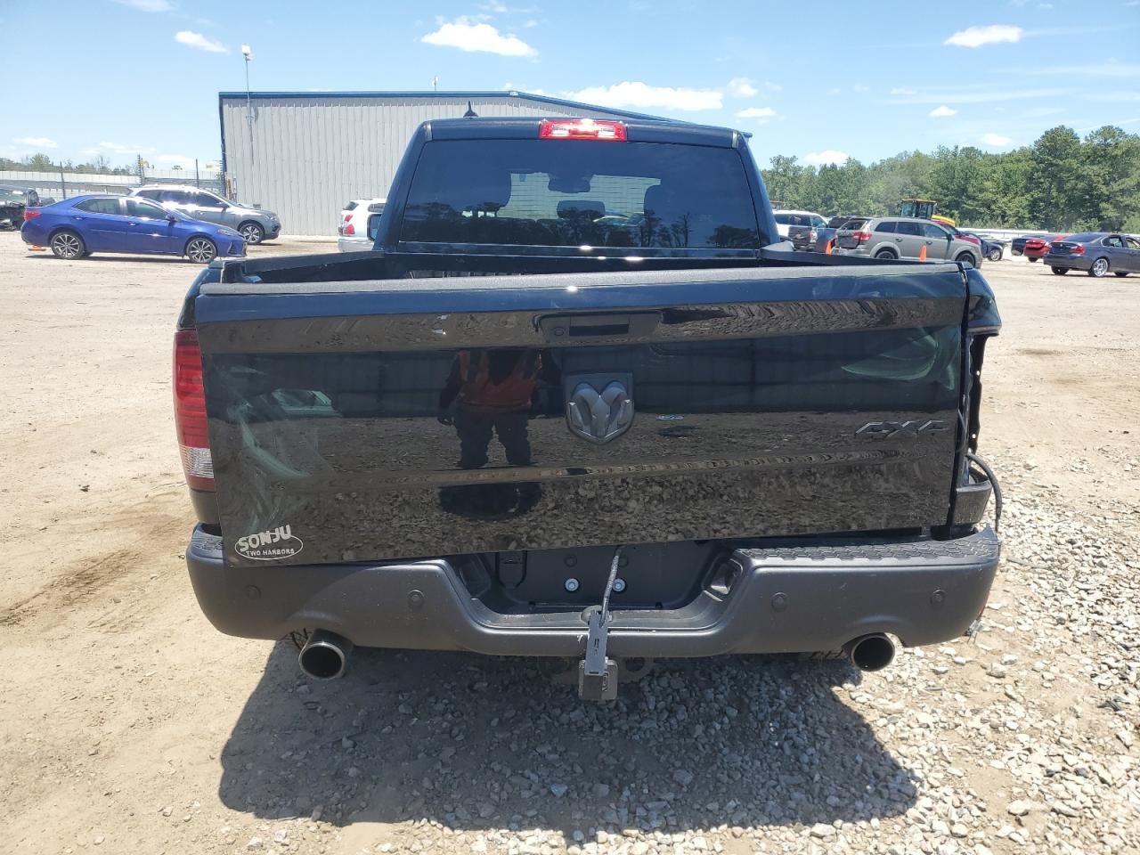 2022 RAM 1500 CLASSIC SLT VIN:1C6RR7GT7NS156061