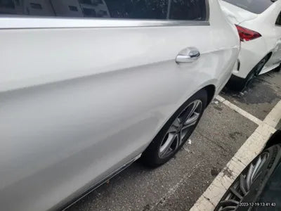 2018 Mercedes-Benz E 300 VIN: