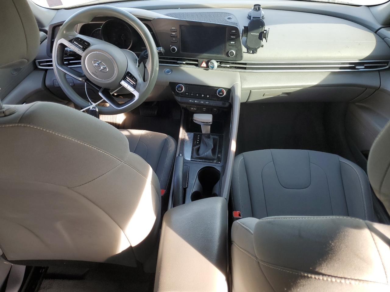 2022 HYUNDAI ELANTRA SEL VIN:KMHLM4AG3NU287303