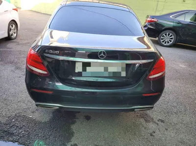 2017 Mercedes-Benz E 200 VIN: