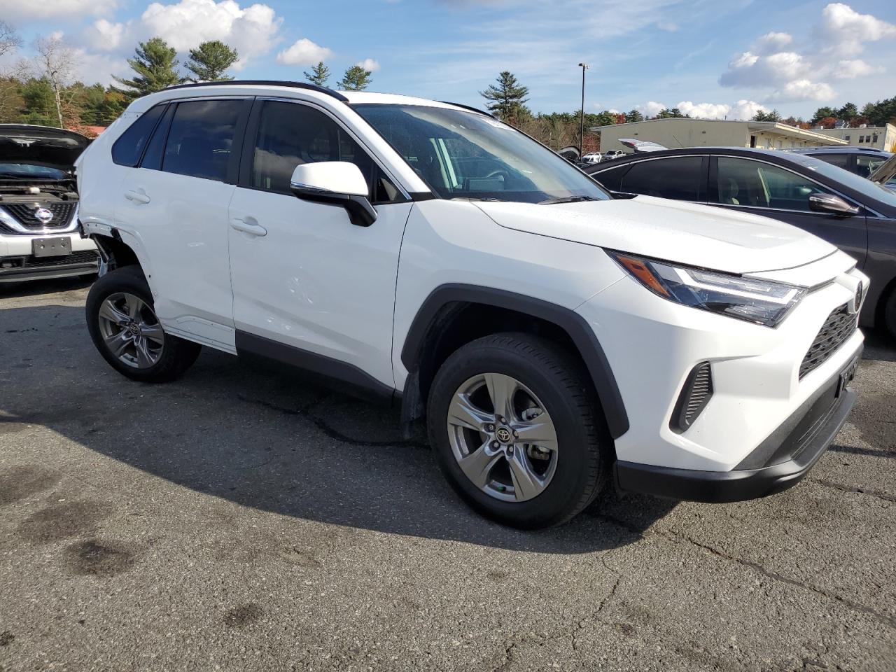 2024 TOYOTA RAV4 XLE VIN:2T3P1RFVXRC418949