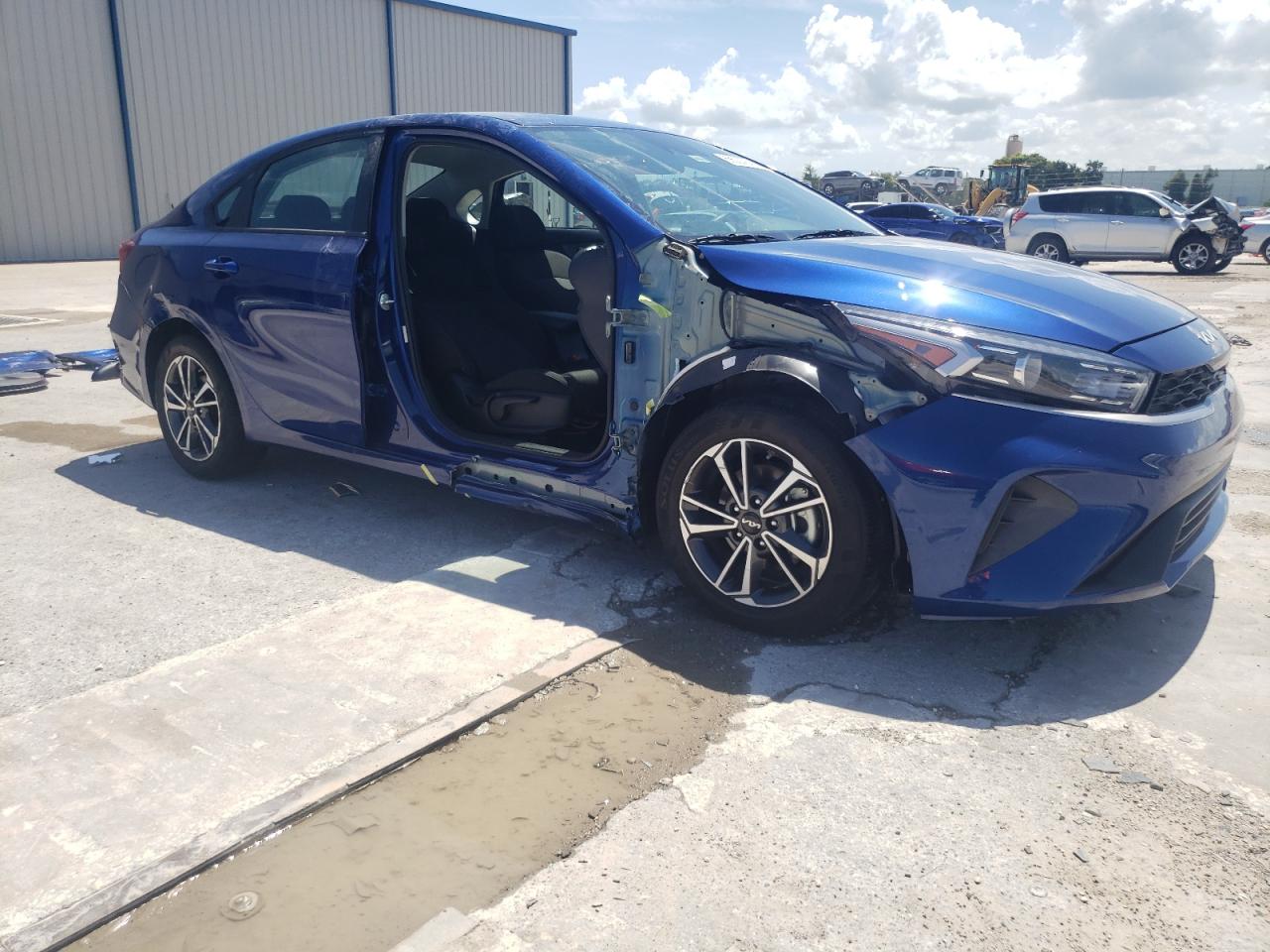 2023 KIA FORTE LX VIN:3KPF24AD1PE581023