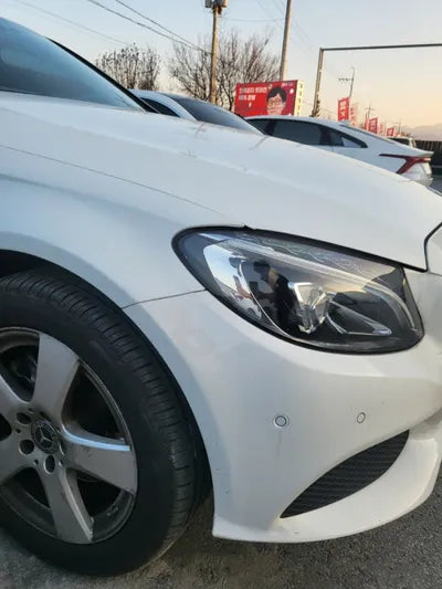 2018 Mercedes-Benz C 200 WDDWF4CB0JF709075 VIN:WDDWF4CB0JF709075