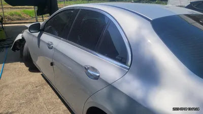 2019 Mercedes-Benz E 220 VIN: