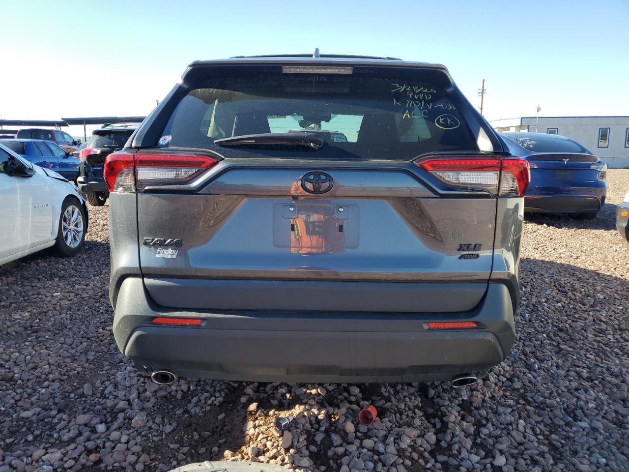 2022 TOYOTA RAV4 XLE PREMIUM VIN:2T3A1RFV0NC284338