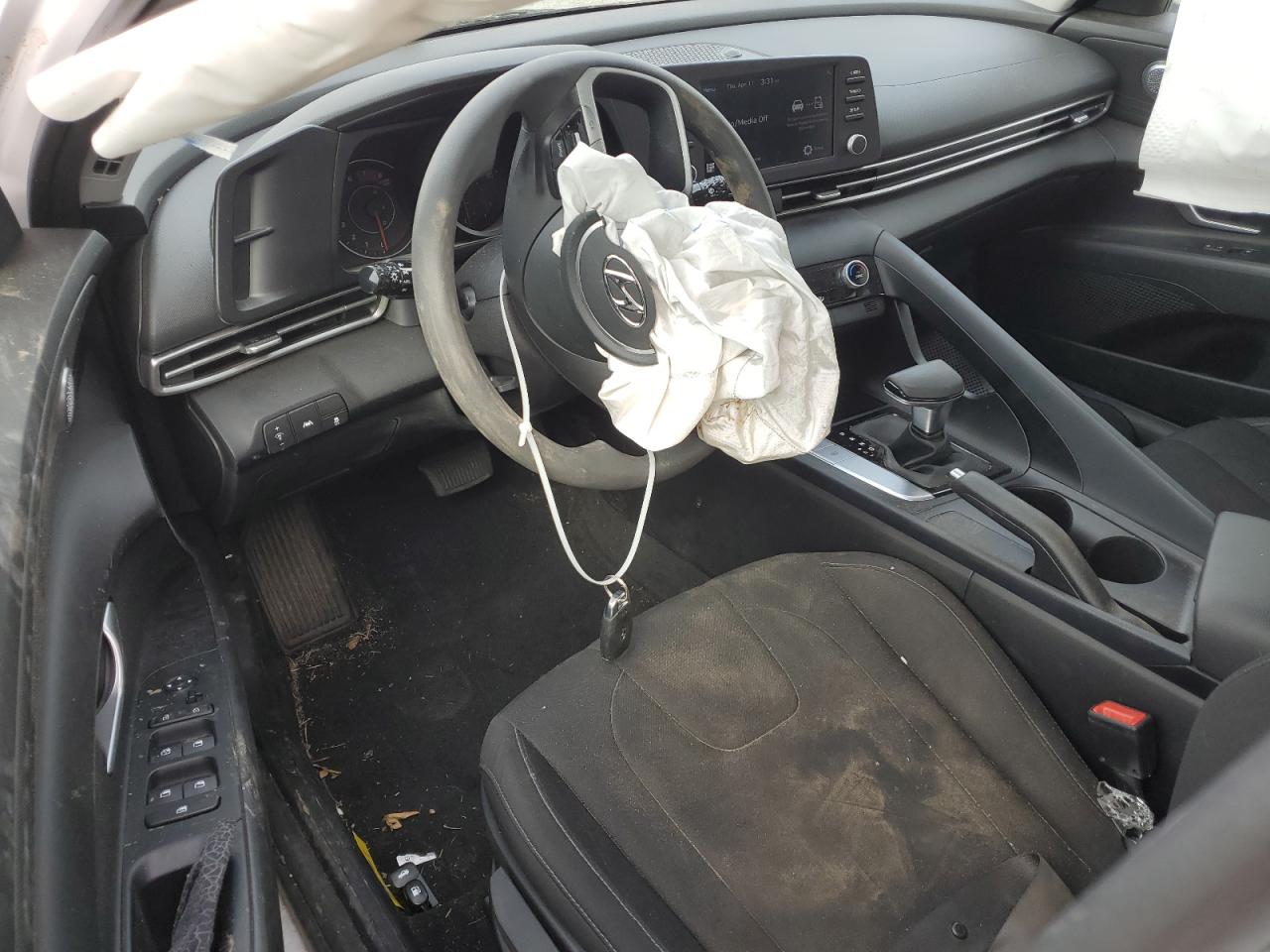 2022 HYUNDAI ELANTRA SEL VIN:5NPLM4AGXNH078915