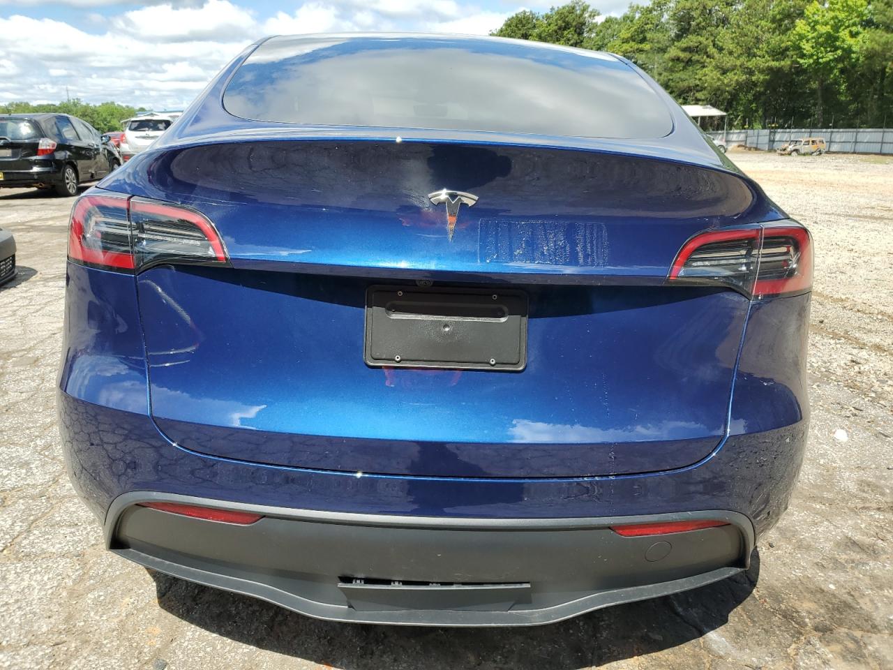 2024 TESLA MODEL Y  VIN:7SAYGDED5RF077269