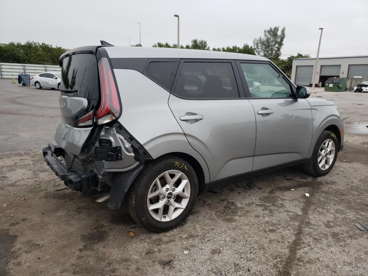 2023 KIA SOUL LX VIN:5NPEB4AC3EH933871