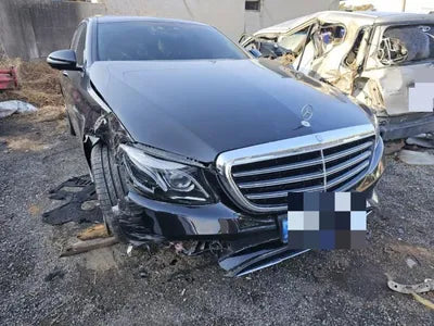 2016 Mercedes-Benz E 300 VIN: