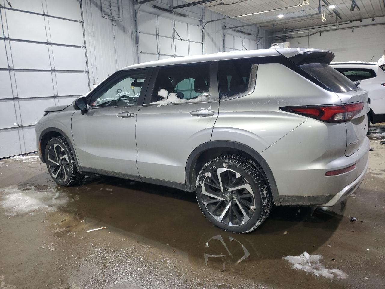 2023 MITSUBISHI OUTLANDER SE VIN:JA4J4UA86PZ017051