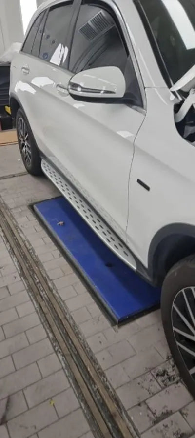 2020 Mercedes-Benz GLC 300 VIN: