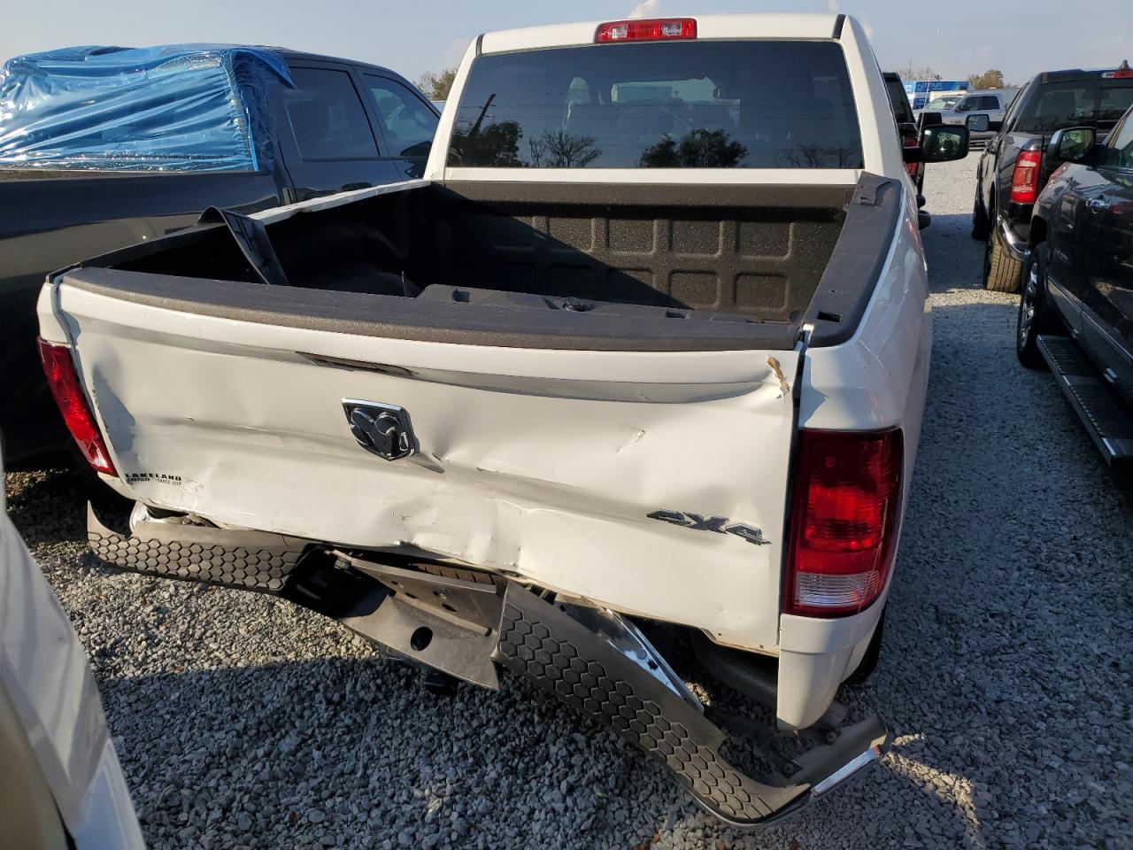 2022 RAM 1500 CLASSIC TRADESMAN VIN:3C6RR7KG2NG352684