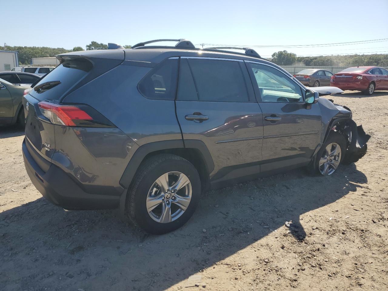 2024 TOYOTA RAV4 XLE VIN:2T3P1RFV7RW438106