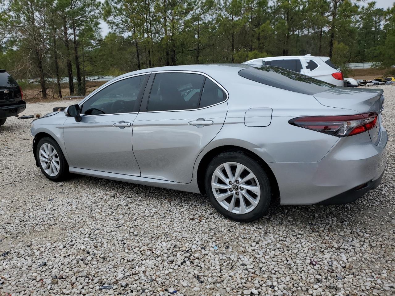 2022 TOYOTA CAMRY LE VIN:4T1C11AKXNU632273