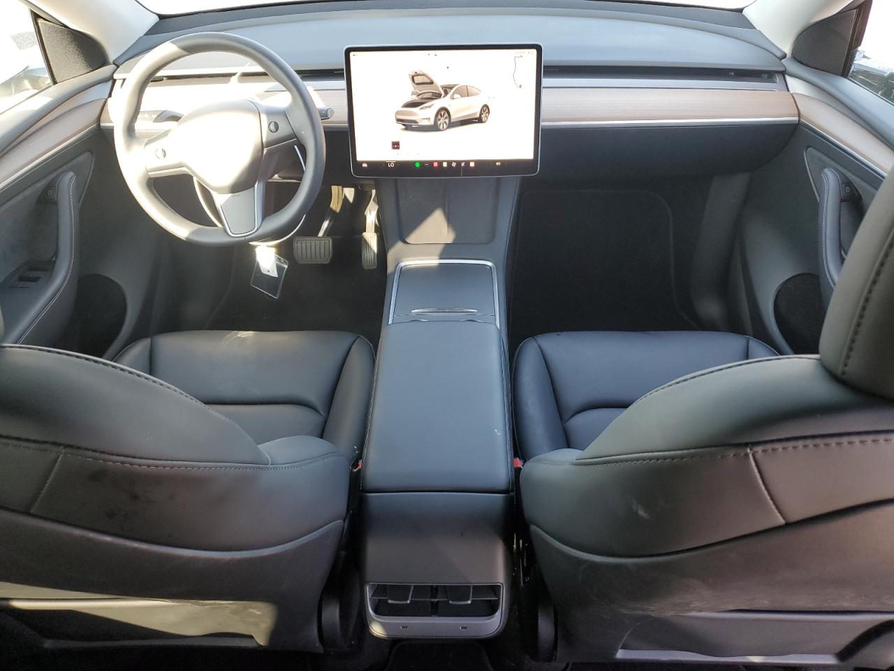 2023 TESLA MODEL Y  VIN:7SAYGDEE7PF765439