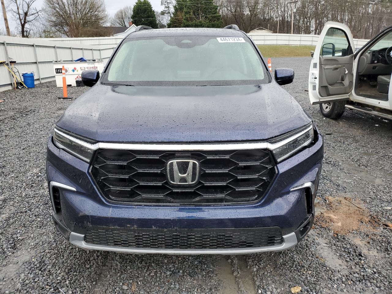 2024 HONDA PILOT TOURING VIN:5FNYG2H72RB002178