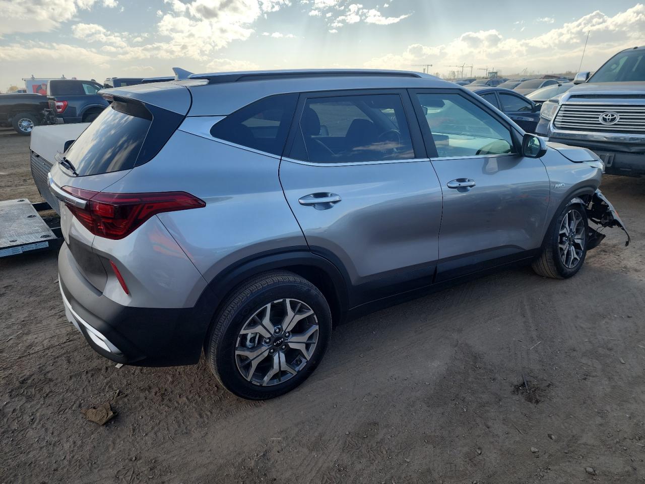 2022 KIA SELTOS EX VIN:KNDERCAA2N7343539