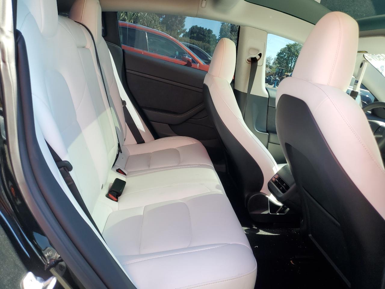 2023 TESLA MODEL 3  VIN:5YJ3E1EAXPF495633
