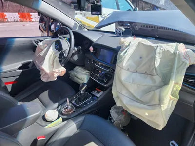 2016 Hyundai Ioniq KMHC751CGGU001330 VIN:KMHC751CGGU001330