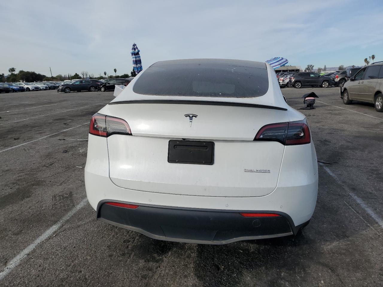 2022 TESLA MODEL Y  VIN:7SAYGDEF2NF366315
