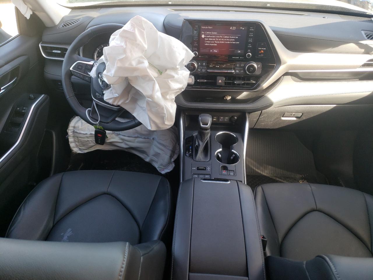 2022 TOYOTA HIGHLANDER XLE VIN:5TDGZRBHXNS185965