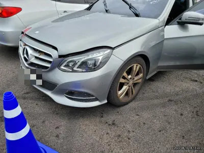 2014 Mercedes-Benz E 220 VIN: