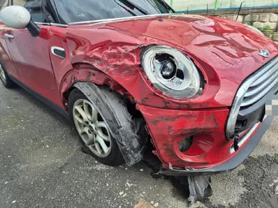 2016 MINI Cooper VIN: