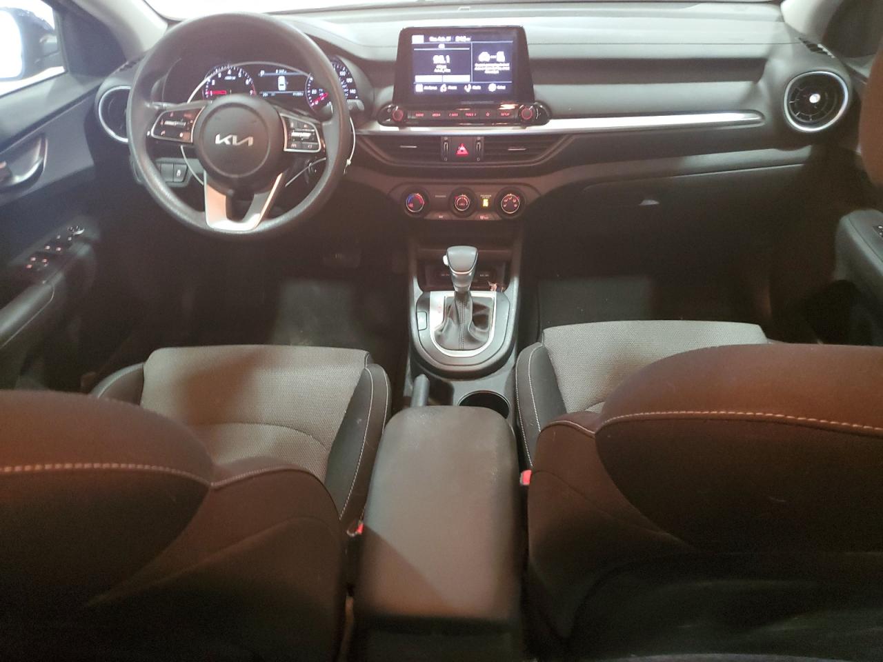 2022 KIA FORTE FE VIN:3KPF24AD1NE428820