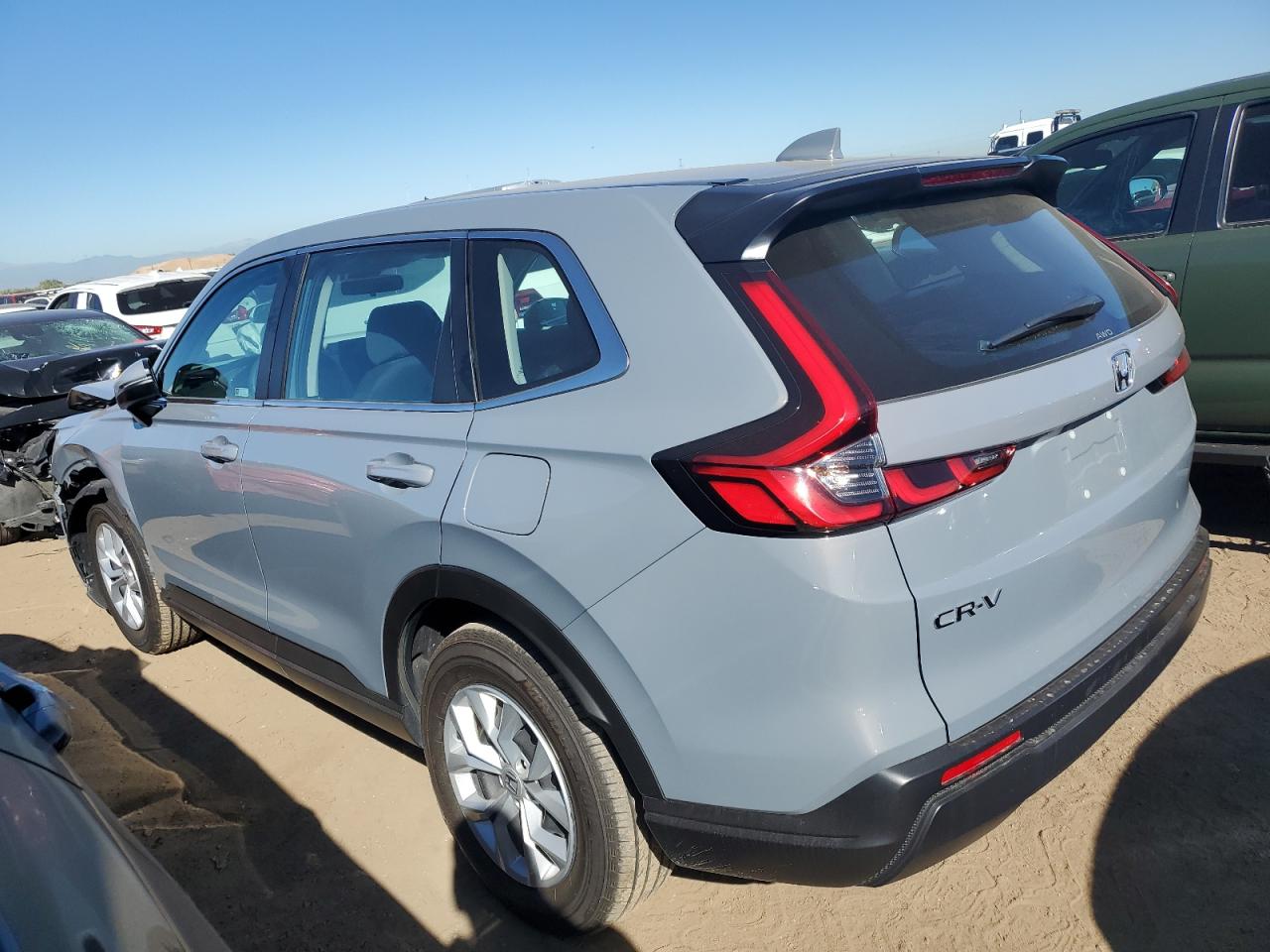 2023 HONDA CR-V LX VIN:2HKRS4H2XPH425432