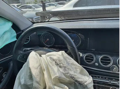 2017 Mercedes-Benz E 220 WDDZF0EB5HA225090 VIN:WDDZF0EB5HA225090