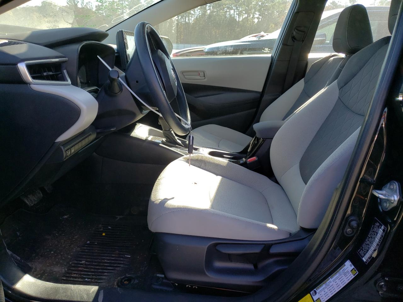 2022 TOYOTA COROLLA LE VIN:5YFEPMAE3NP379902