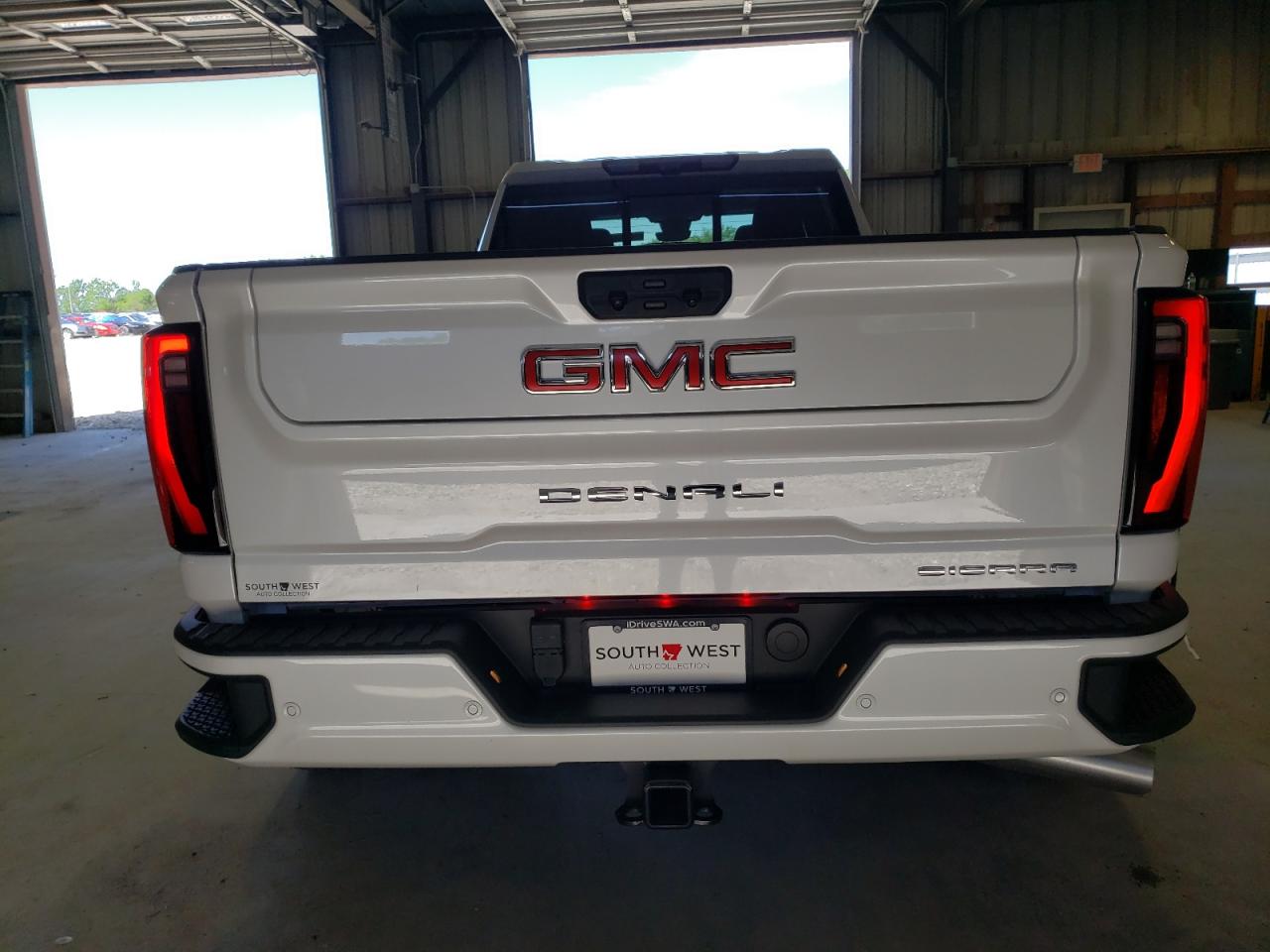 2024 GMC SIERRA K3500 DENALI VIN:1GT49WEYXRF177920