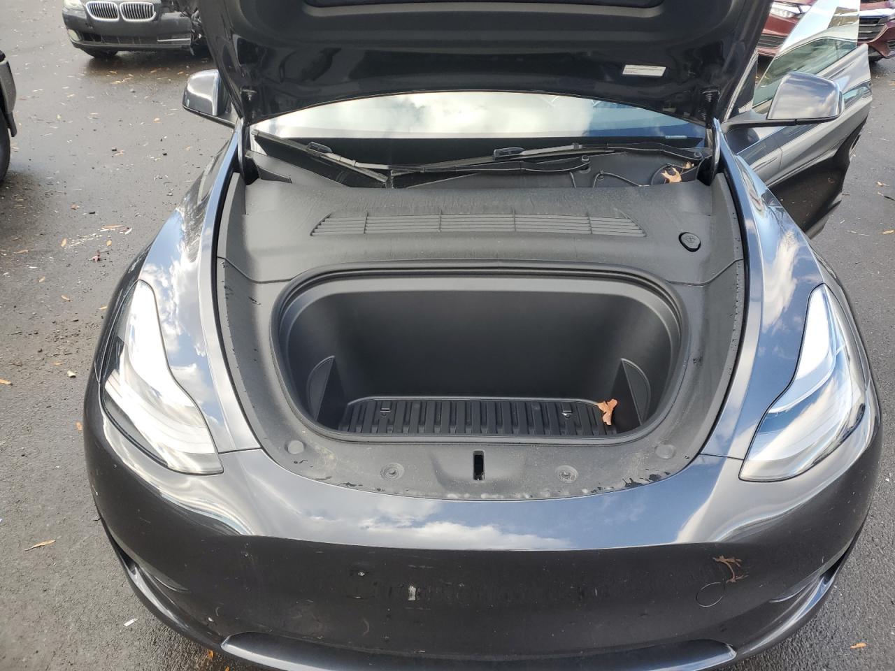 2024 TESLA MODEL Y  VIN:7SAYGDEE3RA247943
