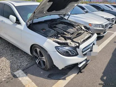 2018 Mercedes-Benz E 200 WDDZF4CB7JA379039 VIN:WDDZF4CB7JA379039