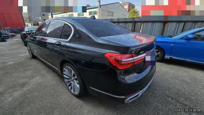 2017 BMW 750 VIN: