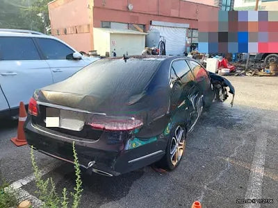 2015 Mercedes-Benz E 250 NONE VIN: