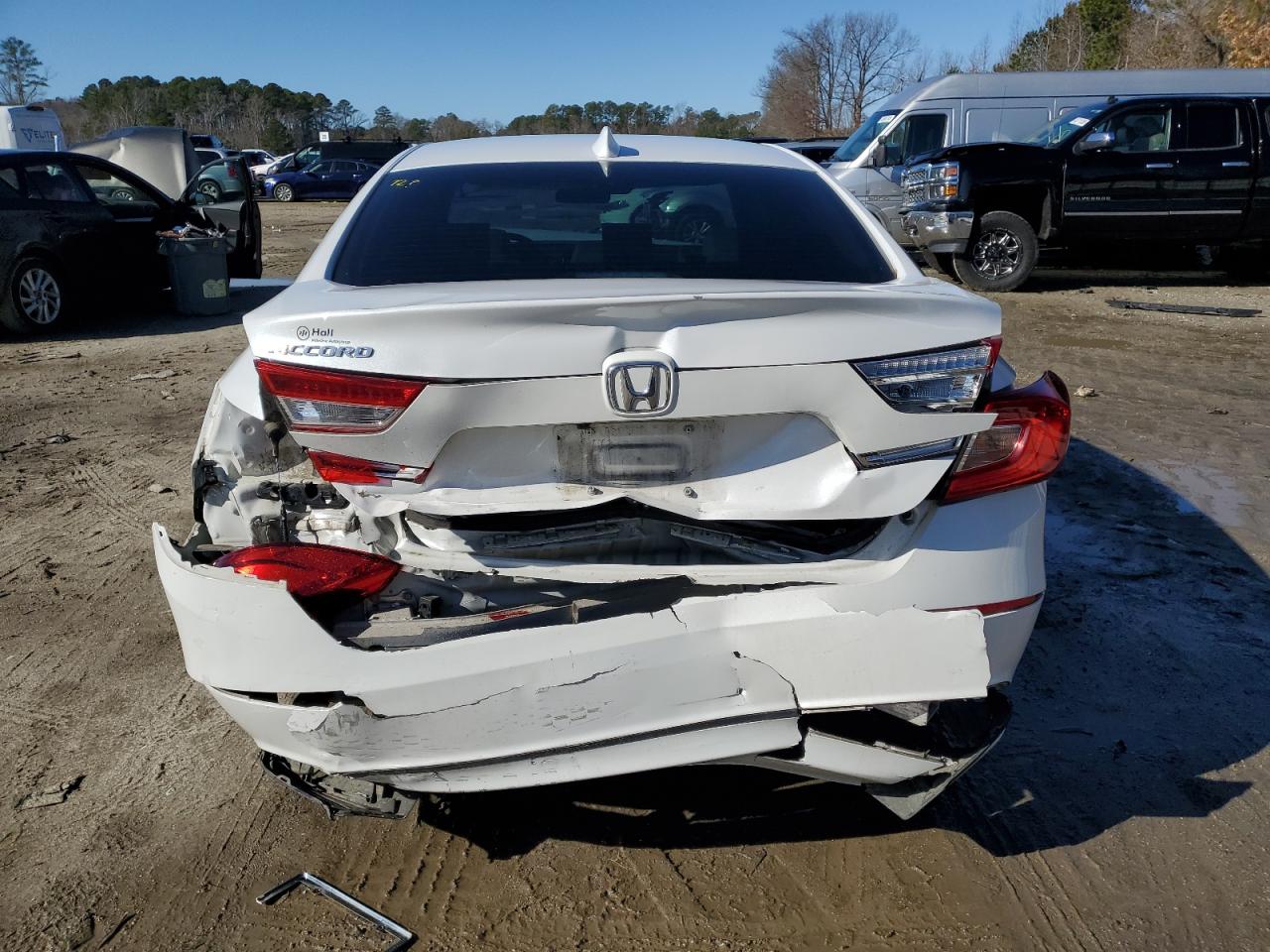 2022 HONDA ACCORD LX VIN:1HGCV1F17NA017207