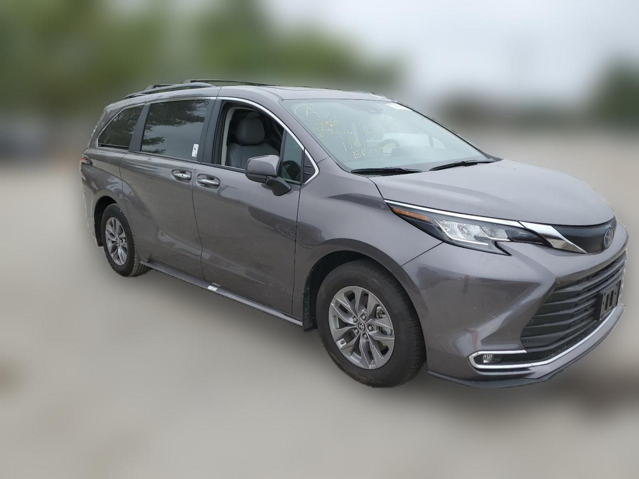 2023 TOYOTA SIENNA XLE VIN:5TDYSKFC4PS076631