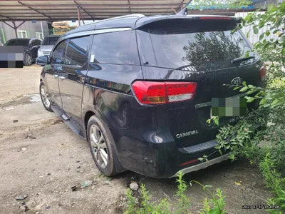 2017 Kia Carnival VIN: