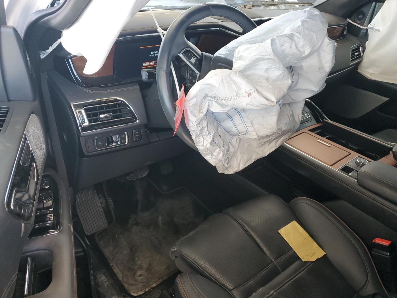 2022 LINCOLN NAVIGATOR L BLACK LABEL VIN:5LMJJ3TT4NEL15301