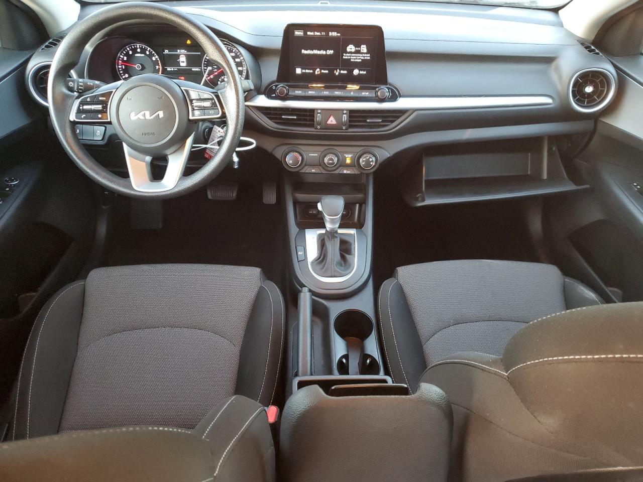 2023 KIA FORTE LX VIN:3KPF24AD8PE527511
