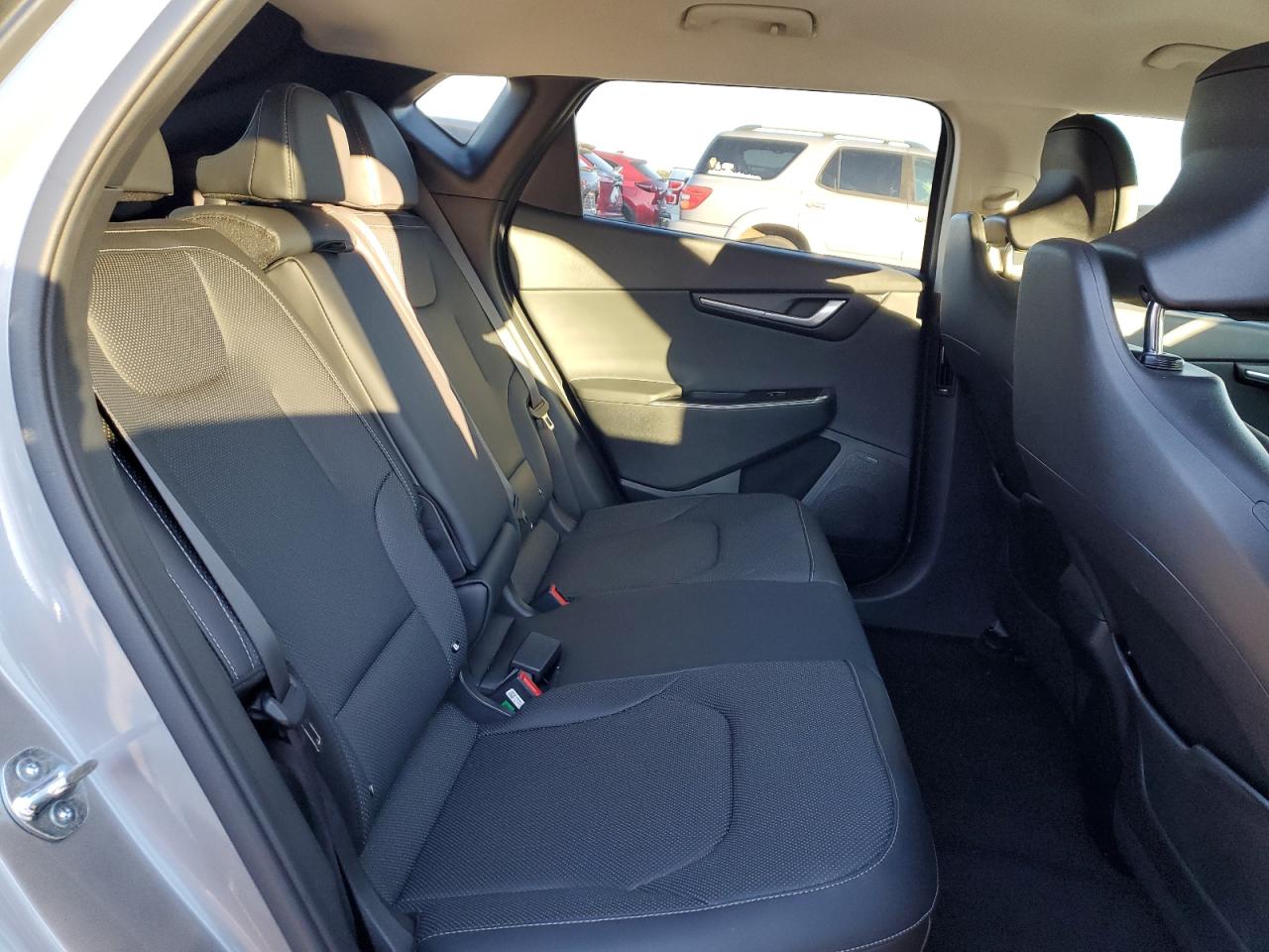 2024 KIA EV6 LIGHT VIN:KNDC34LA3R5200421