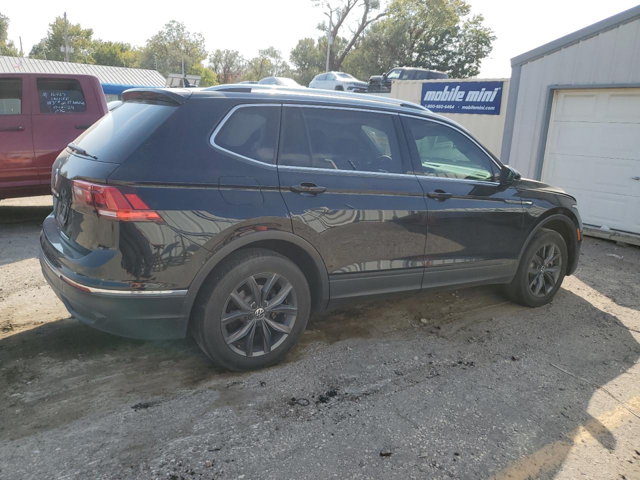 2023 VOLKSWAGEN TIGUAN SE VIN:3VV3B7AX4PM141318