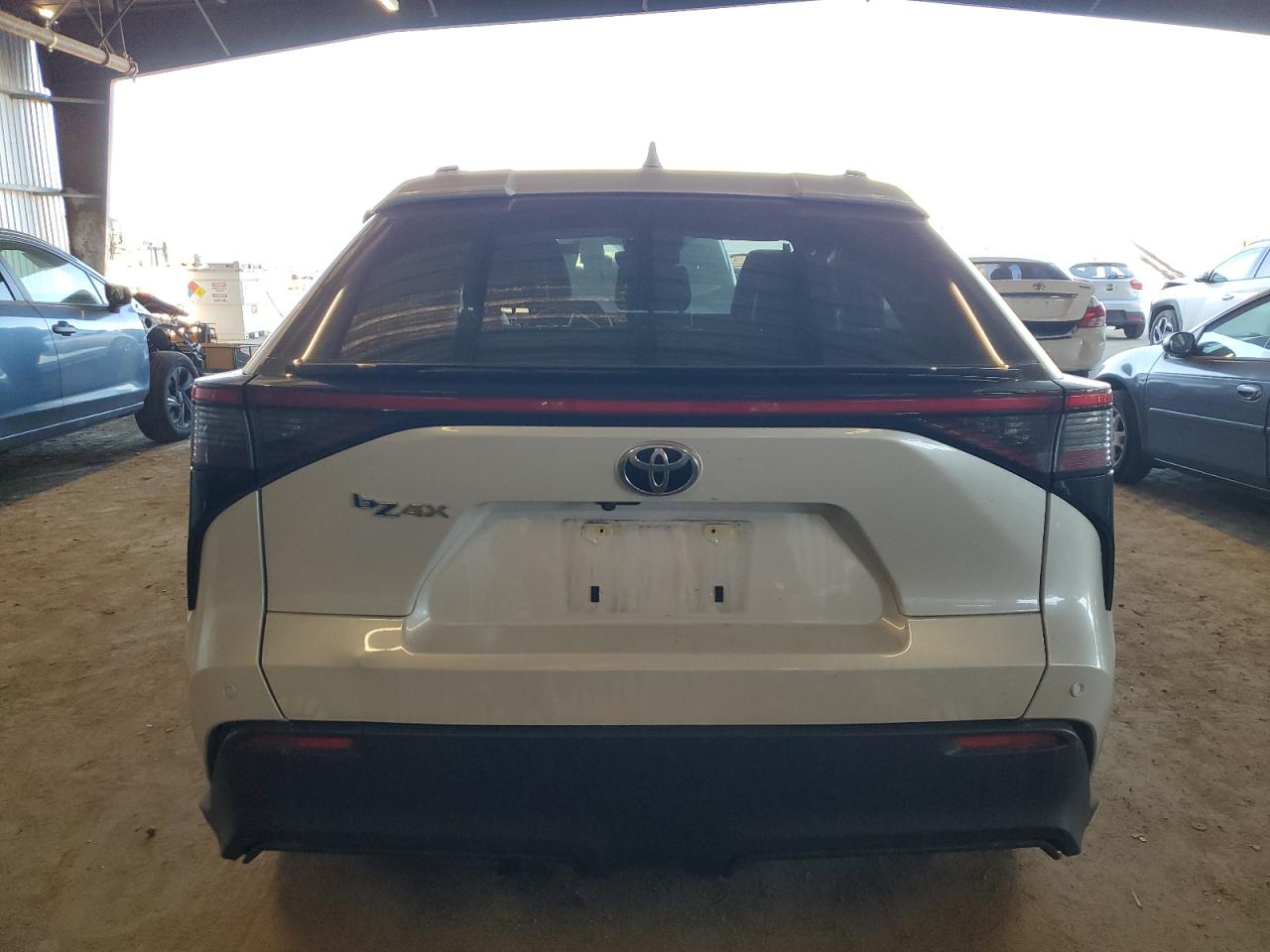 2023 TOYOTA BZ4X XLE VIN:JTMAAAAA5PA026872