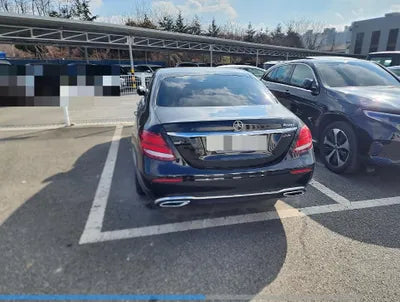 2016 Mercedes-Benz E 220 VIN: