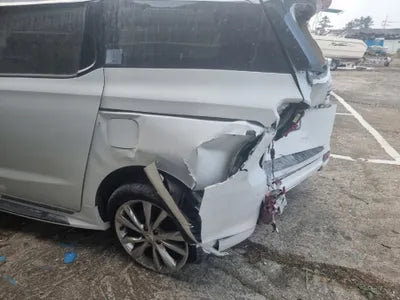 2018 Kia Carnival KNAME81ABKS533413 VIN:KNAME81ABKS533413